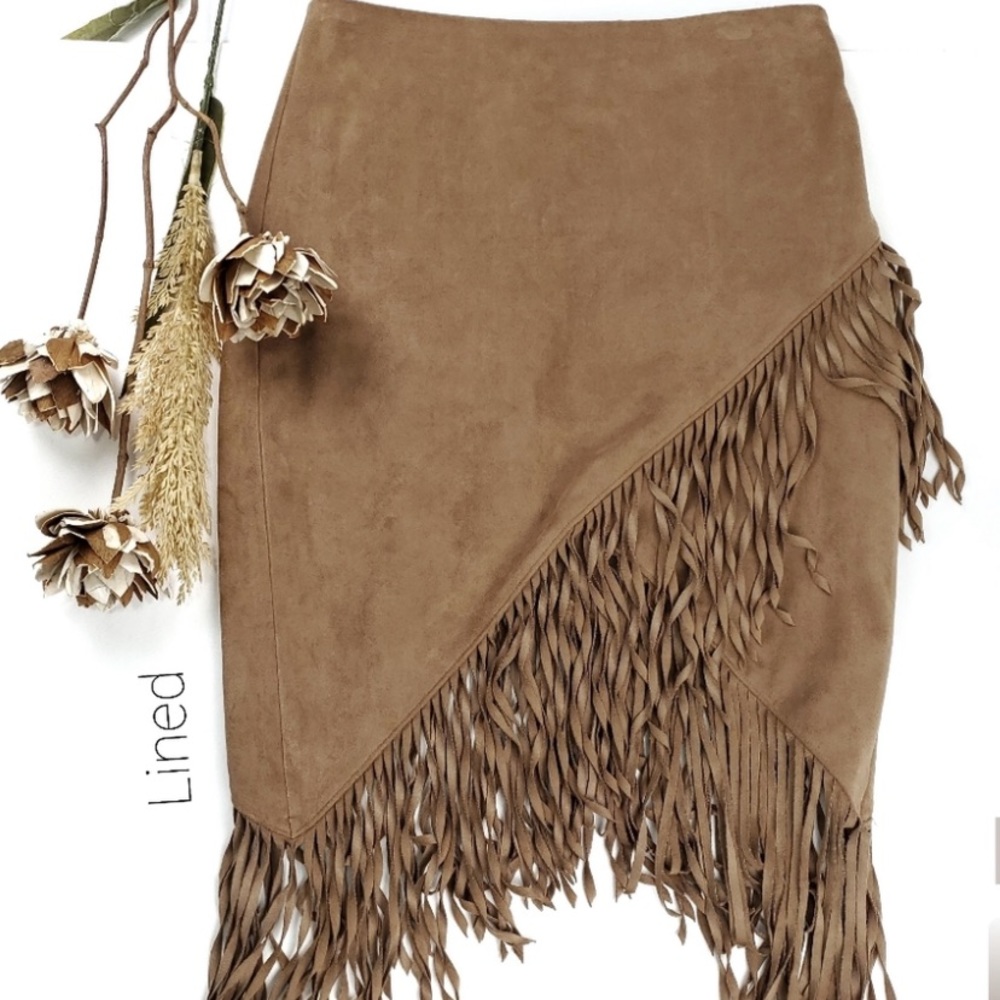 Never Worn* Tan Suede EXPRESS Skirt with Fringe